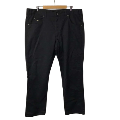 R.M. Williams Mens Size 42R Black Straight Leg Jeans 